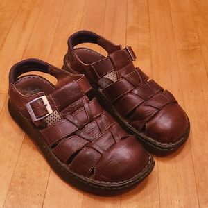 Born Crown Fisherman Sandals Size 10